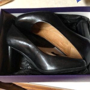 8.5 m loyal soul Clark shoes